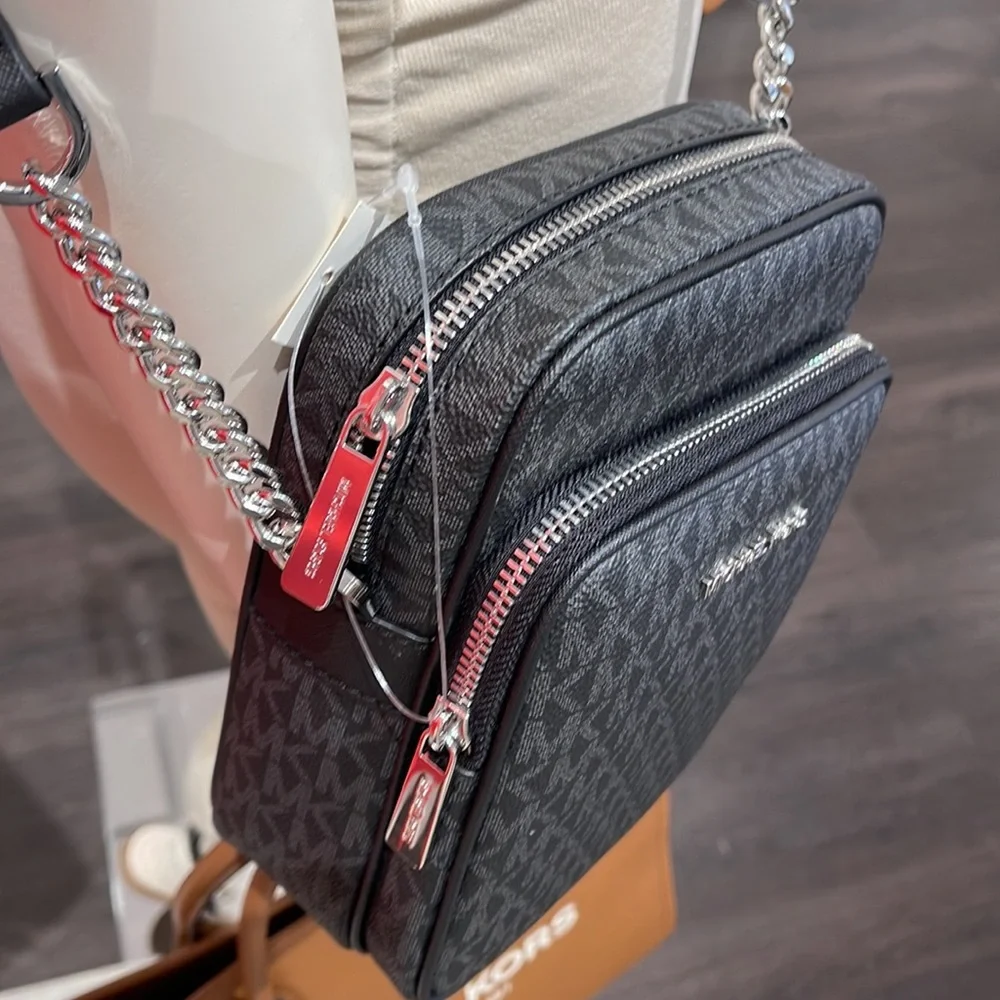Michael Kors Jet Set Flight Crossbody black